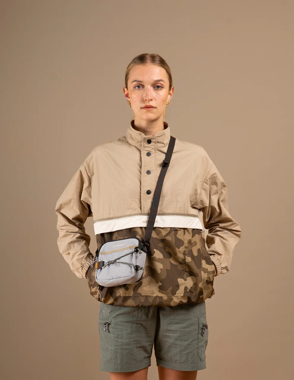 ULU SLING BAG - LIGHT GREY