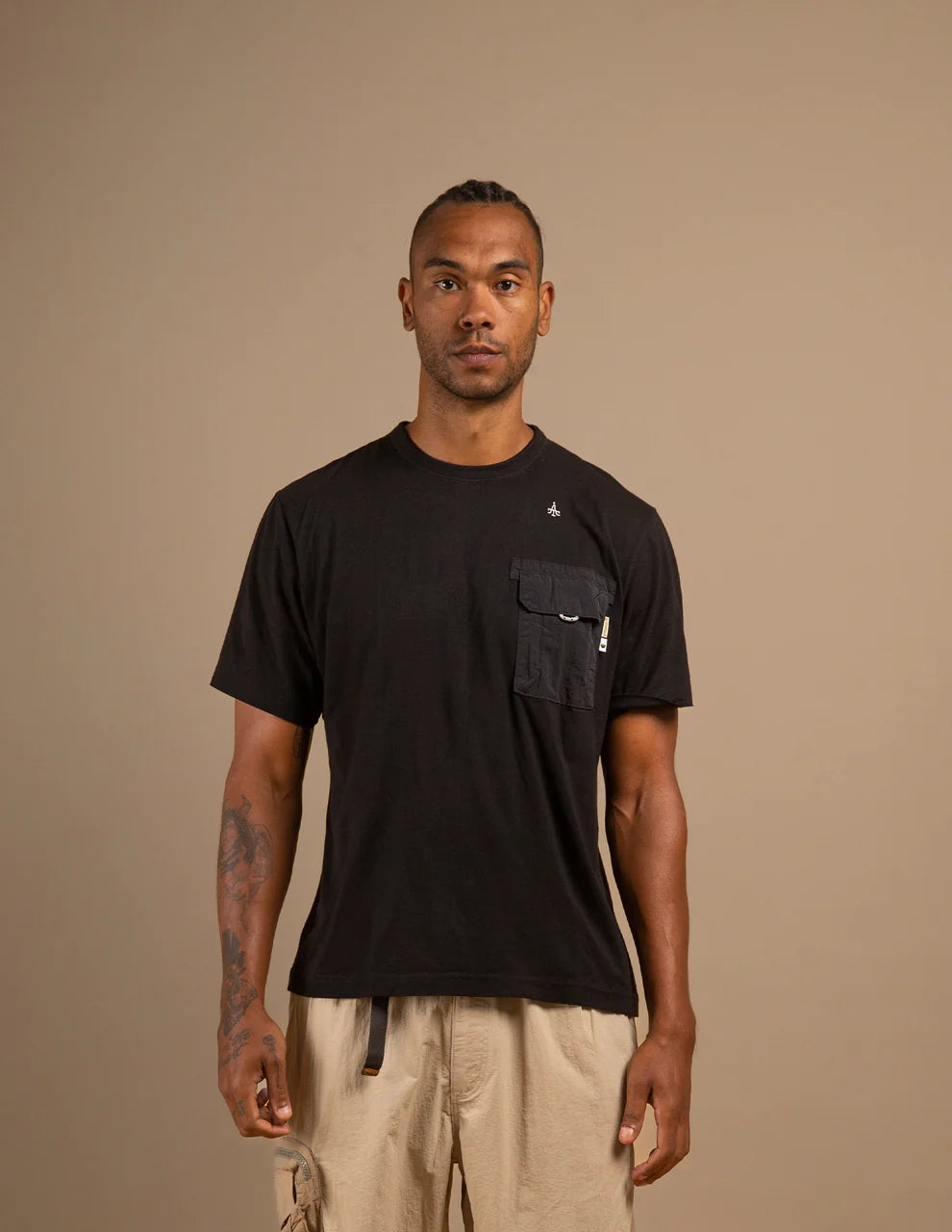 KALA POCKET TEE - JET BLACK